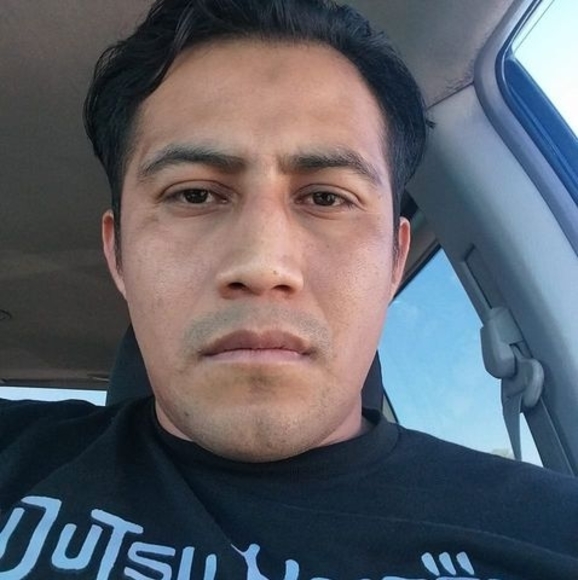 Meet your Posher, Juan - Picture 1 of 1